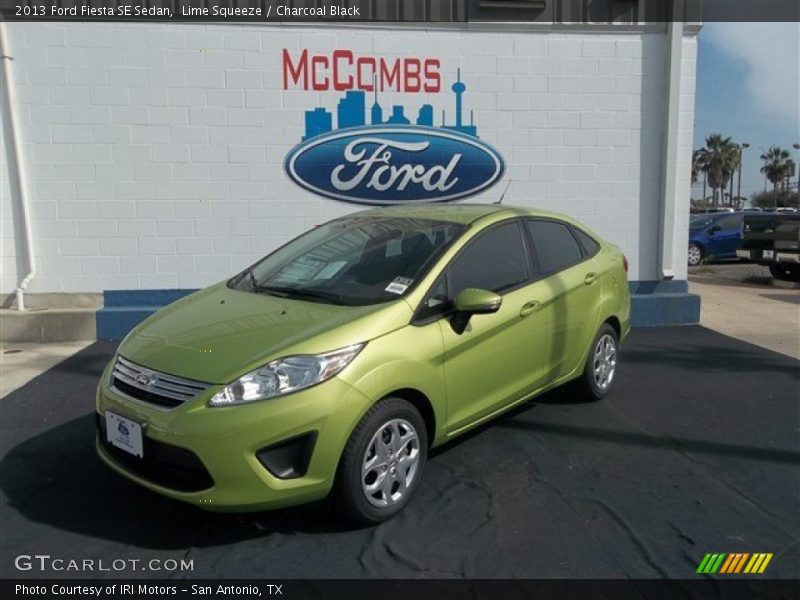 Lime Squeeze / Charcoal Black 2013 Ford Fiesta SE Sedan
