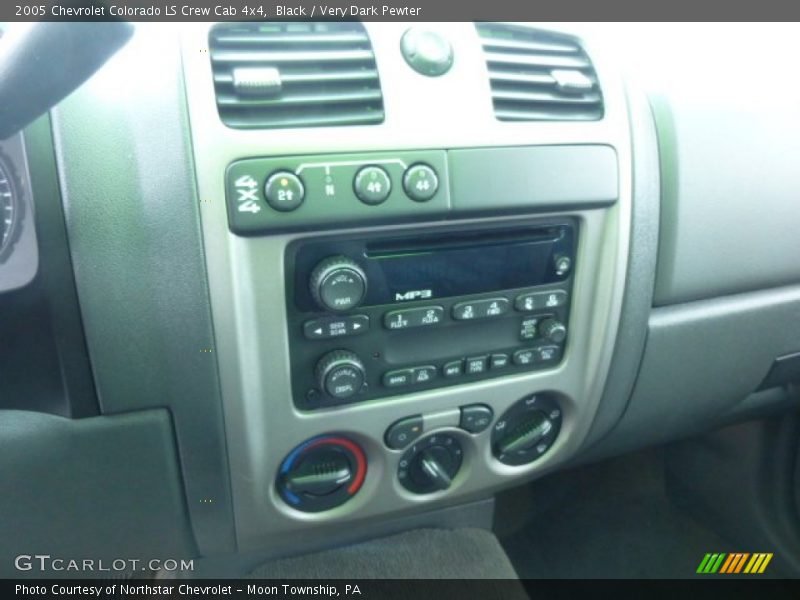 Black / Very Dark Pewter 2005 Chevrolet Colorado LS Crew Cab 4x4