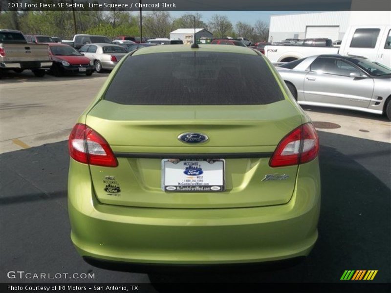 Lime Squeeze / Charcoal Black 2013 Ford Fiesta SE Sedan