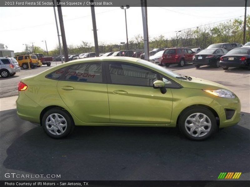 Lime Squeeze / Charcoal Black 2013 Ford Fiesta SE Sedan