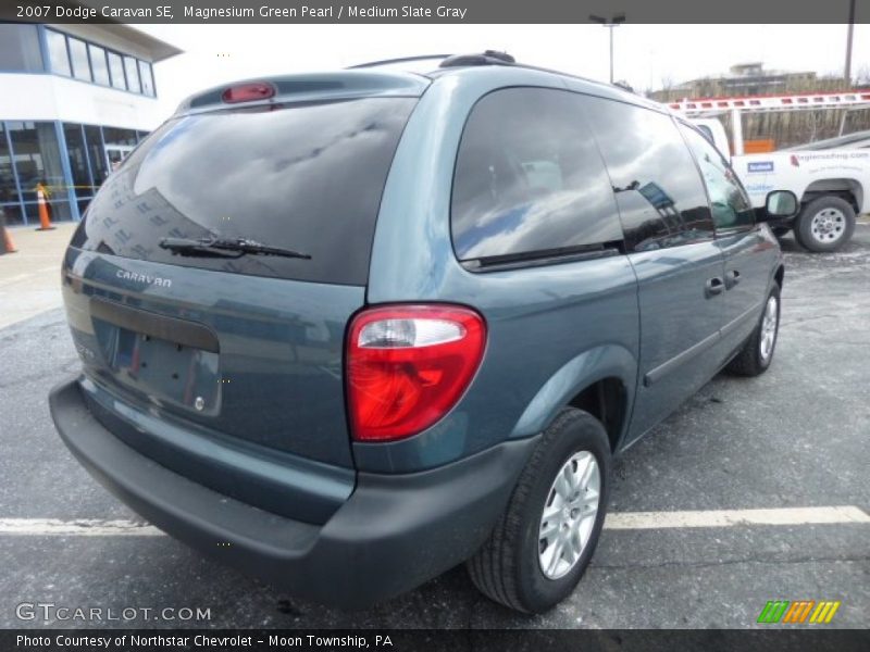 Magnesium Green Pearl / Medium Slate Gray 2007 Dodge Caravan SE