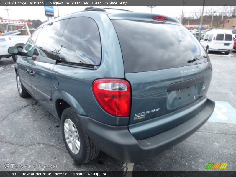 Magnesium Green Pearl / Medium Slate Gray 2007 Dodge Caravan SE