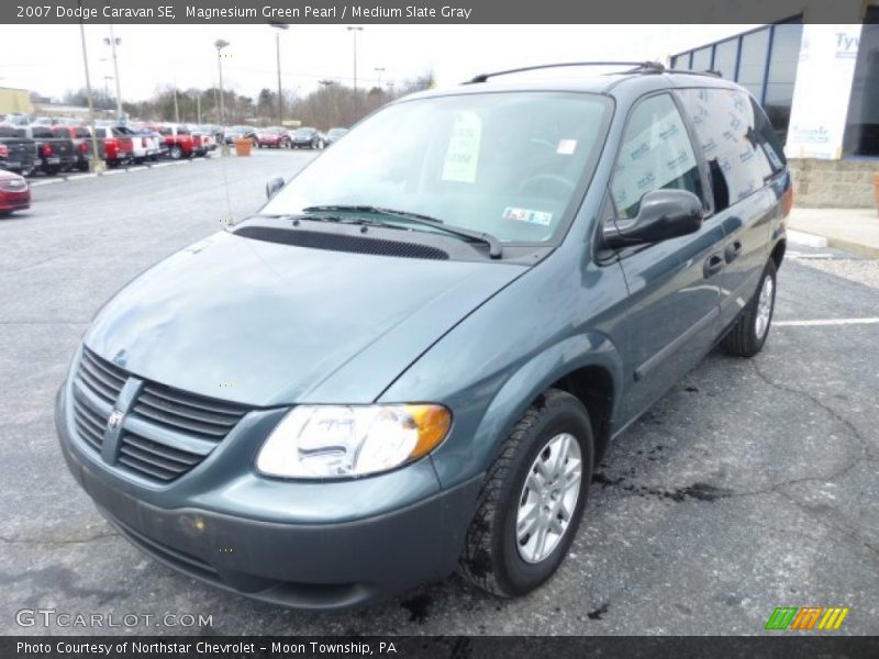 Magnesium Green Pearl / Medium Slate Gray 2007 Dodge Caravan SE