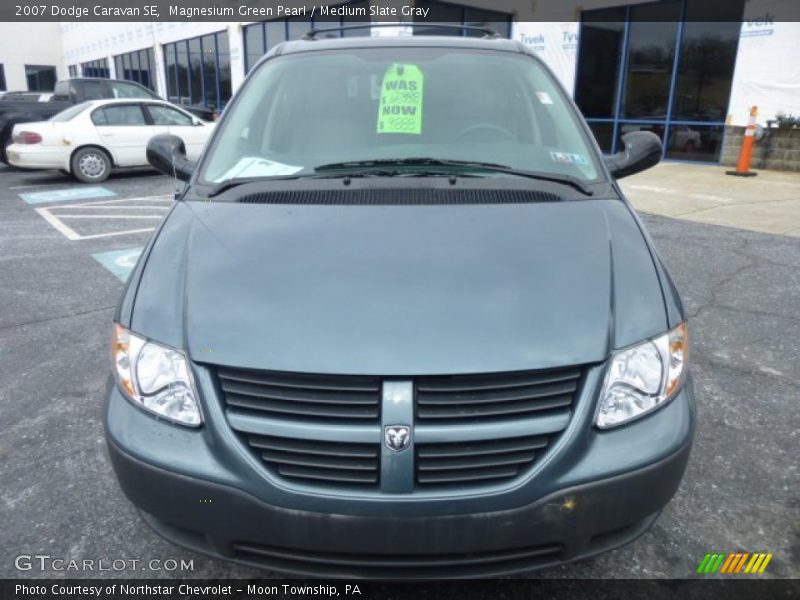 Magnesium Green Pearl / Medium Slate Gray 2007 Dodge Caravan SE