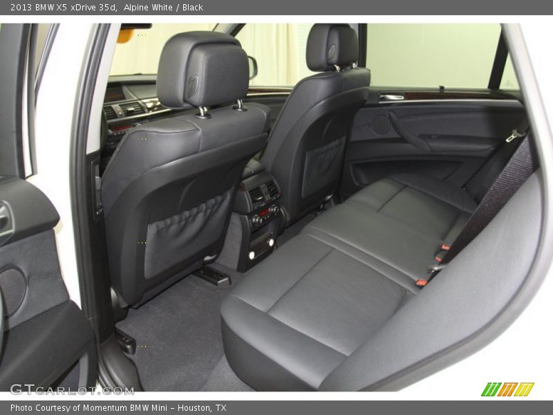 Alpine White / Black 2013 BMW X5 xDrive 35d