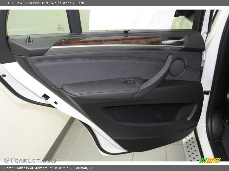 Alpine White / Black 2013 BMW X5 xDrive 35d