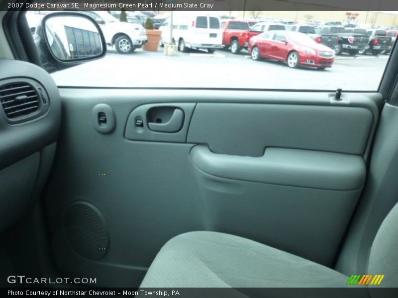 Magnesium Green Pearl / Medium Slate Gray 2007 Dodge Caravan SE