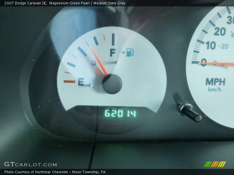 Magnesium Green Pearl / Medium Slate Gray 2007 Dodge Caravan SE