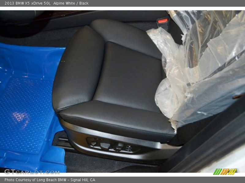 Alpine White / Black 2013 BMW X5 xDrive 50i