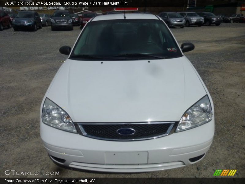 Cloud 9 White / Dark Flint/Light Flint 2006 Ford Focus ZX4 SE Sedan