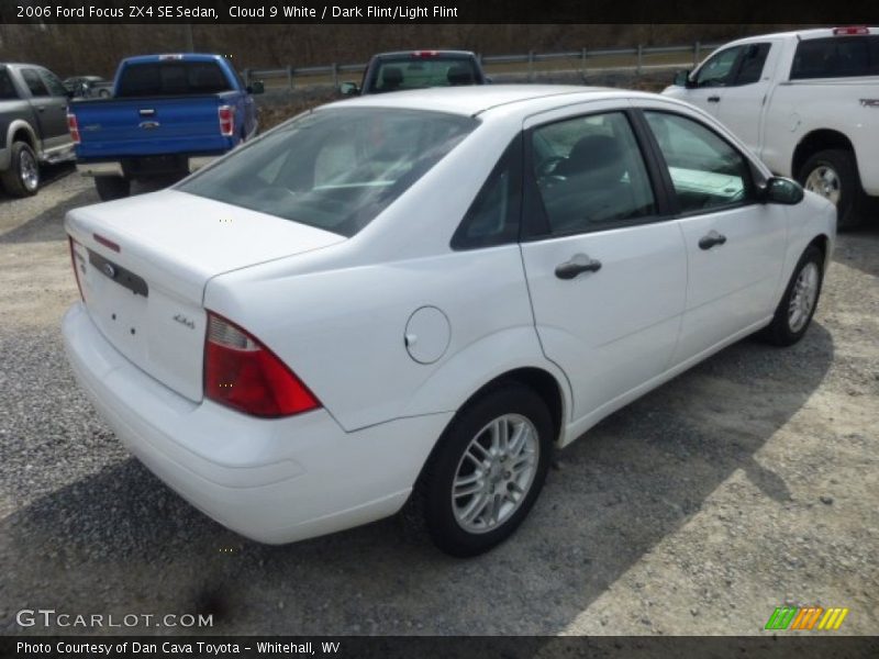 Cloud 9 White / Dark Flint/Light Flint 2006 Ford Focus ZX4 SE Sedan