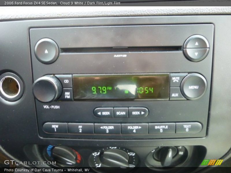 Audio System of 2006 Focus ZX4 SE Sedan