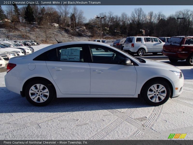 Summit White / Jet Black/Medium Titanium 2013 Chevrolet Cruze LS