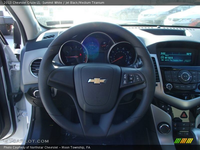 Summit White / Jet Black/Medium Titanium 2013 Chevrolet Cruze LS
