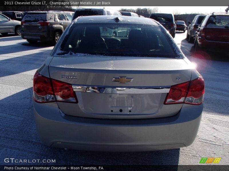 Champagne Silver Metallic / Jet Black 2013 Chevrolet Cruze LT