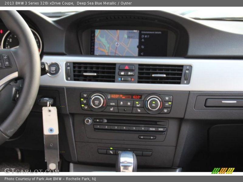 Controls of 2013 3 Series 328i xDrive Coupe