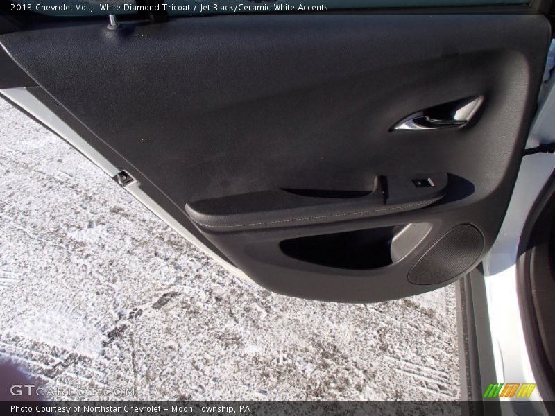 White Diamond Tricoat / Jet Black/Ceramic White Accents 2013 Chevrolet Volt