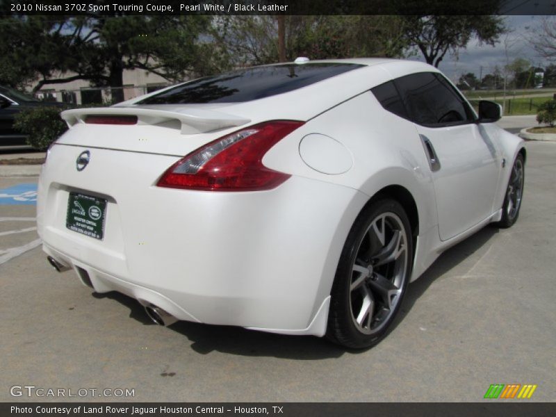 Pearl White / Black Leather 2010 Nissan 370Z Sport Touring Coupe