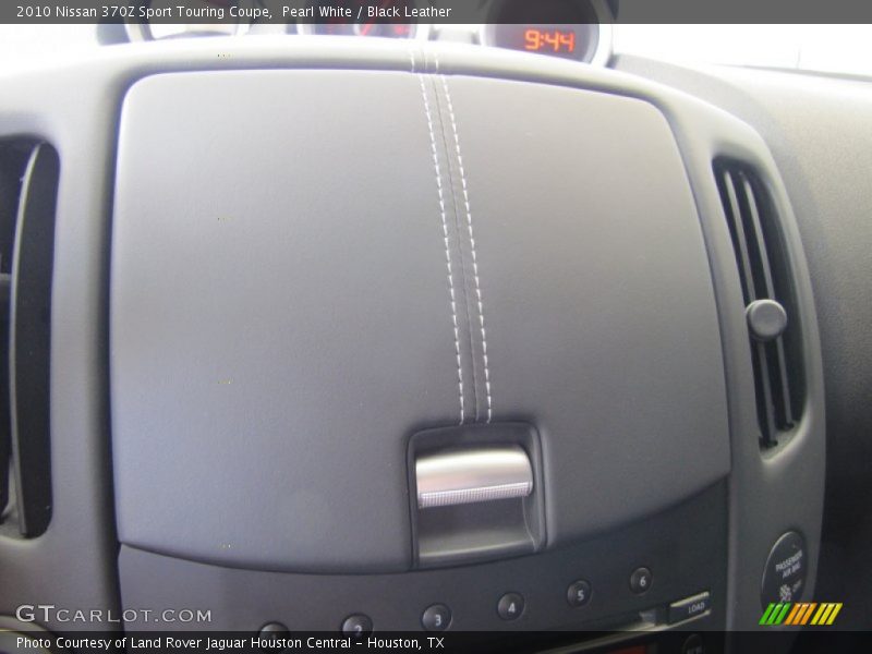 Pearl White / Black Leather 2010 Nissan 370Z Sport Touring Coupe