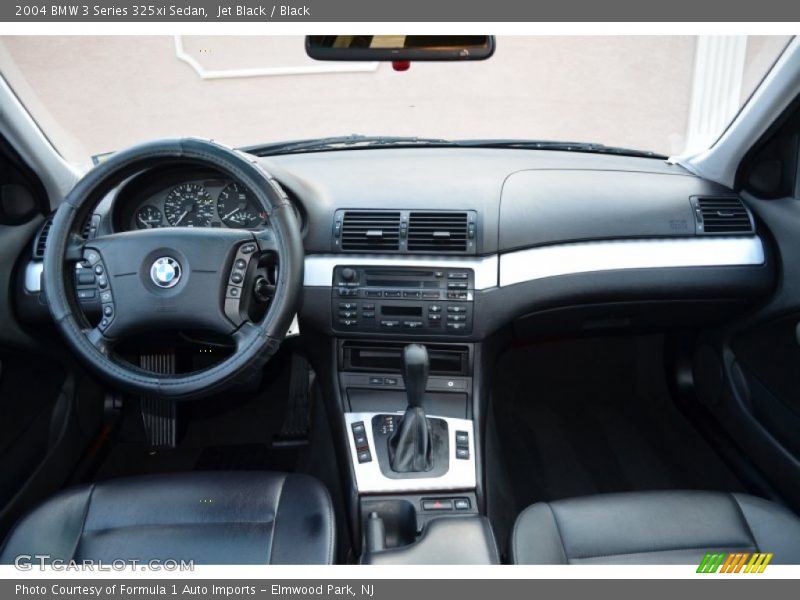 Jet Black / Black 2004 BMW 3 Series 325xi Sedan