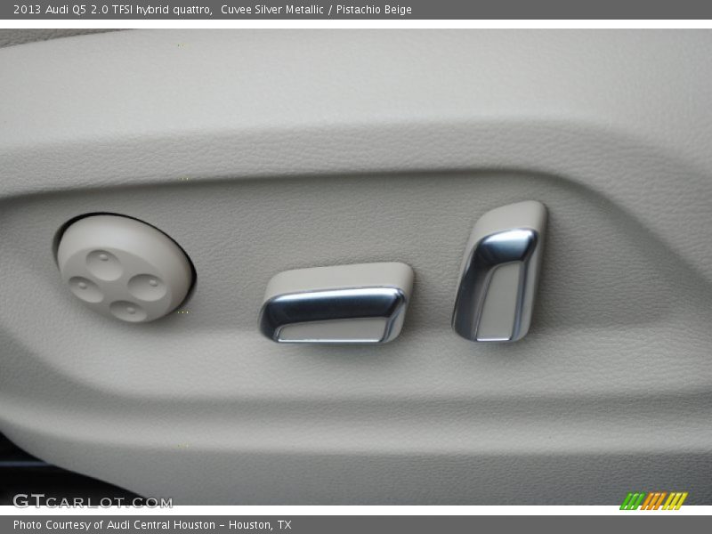 Controls of 2013 Q5 2.0 TFSI hybrid quattro