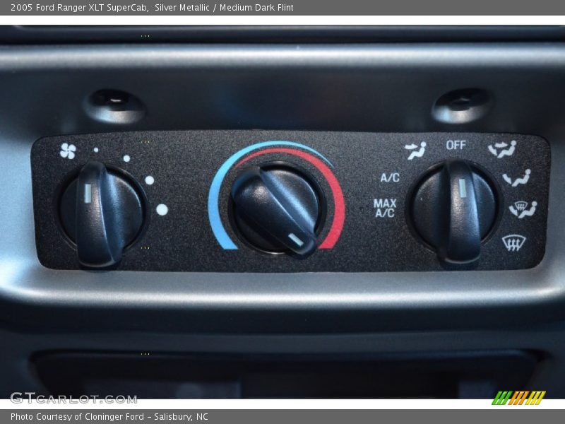 Silver Metallic / Medium Dark Flint 2005 Ford Ranger XLT SuperCab