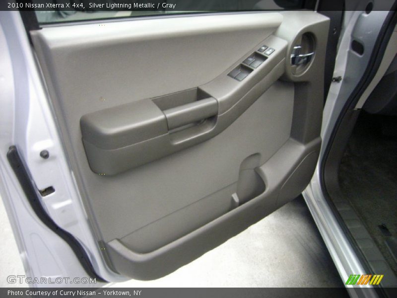 Silver Lightning Metallic / Gray 2010 Nissan Xterra X 4x4
