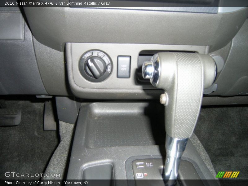 Silver Lightning Metallic / Gray 2010 Nissan Xterra X 4x4