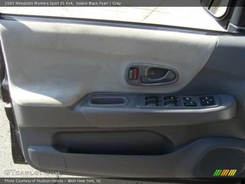 Solano Black Pearl / Gray 2003 Mitsubishi Montero Sport ES 4x4