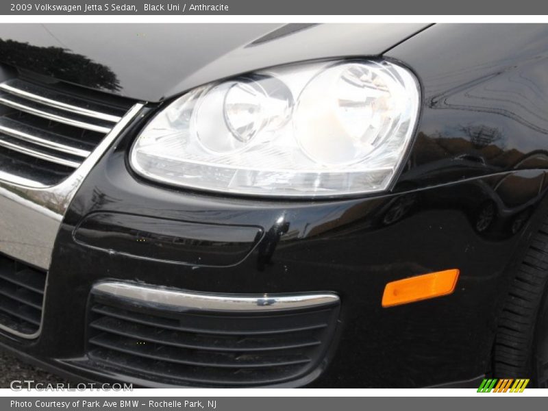 Black Uni / Anthracite 2009 Volkswagen Jetta S Sedan