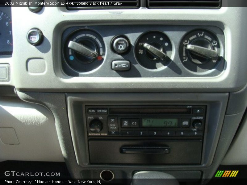 Solano Black Pearl / Gray 2003 Mitsubishi Montero Sport ES 4x4