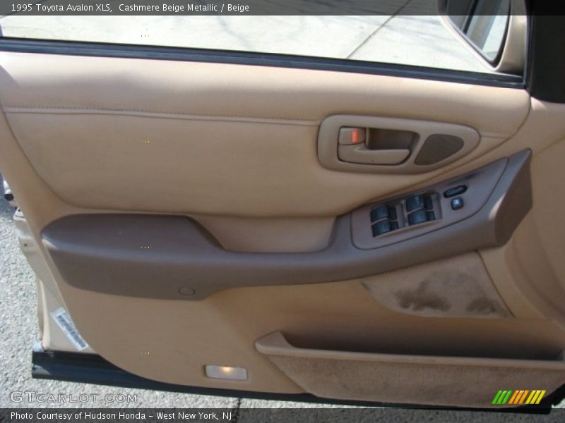 Cashmere Beige Metallic / Beige 1995 Toyota Avalon XLS