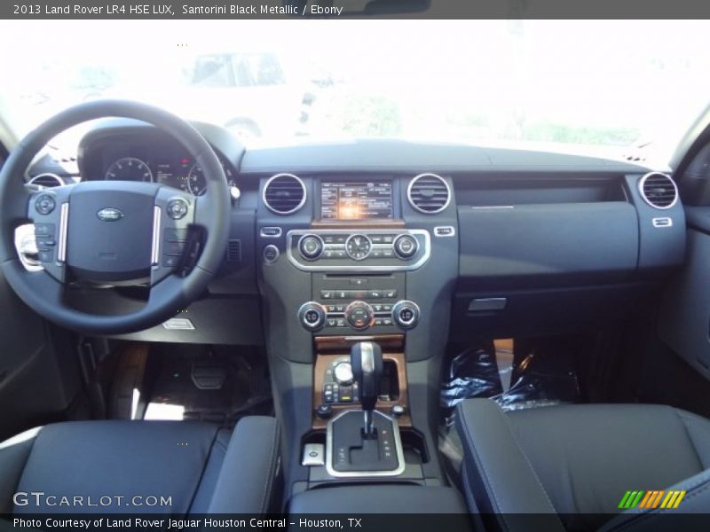 Dashboard of 2013 LR4 HSE LUX