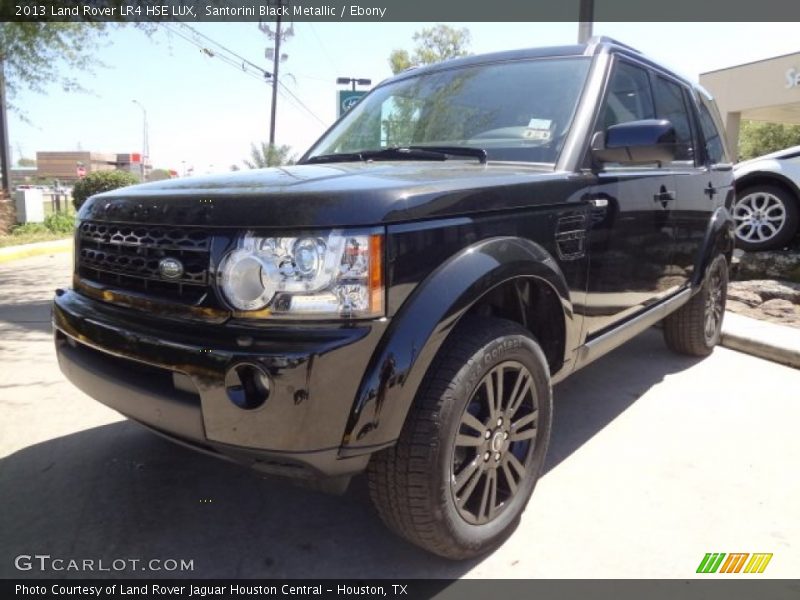 Front 3/4 View of 2013 LR4 HSE LUX