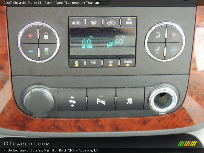 Black / Dark Titanium/Light Titanium 2007 Chevrolet Tahoe LT