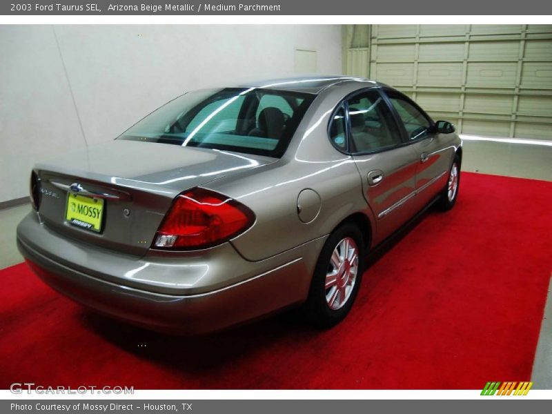 Arizona Beige Metallic / Medium Parchment 2003 Ford Taurus SEL