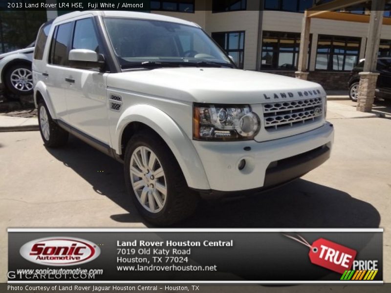 Fuji White / Almond 2013 Land Rover LR4 HSE