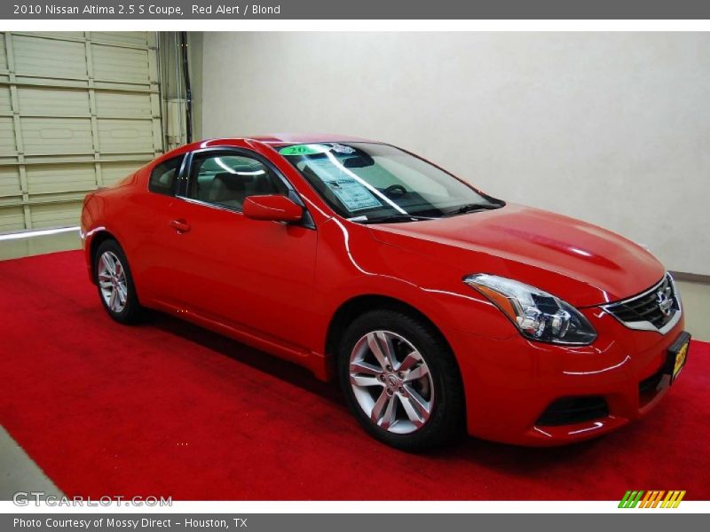 Red Alert / Blond 2010 Nissan Altima 2.5 S Coupe