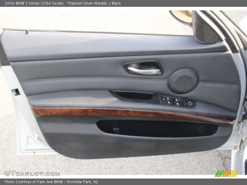 Titanium Silver Metallic / Black 2009 BMW 3 Series 328xi Sedan
