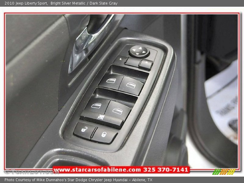 Bright Silver Metallic / Dark Slate Gray 2010 Jeep Liberty Sport
