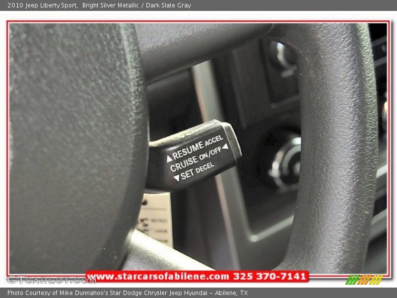 Bright Silver Metallic / Dark Slate Gray 2010 Jeep Liberty Sport