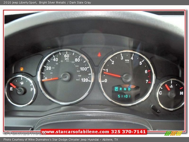 Bright Silver Metallic / Dark Slate Gray 2010 Jeep Liberty Sport