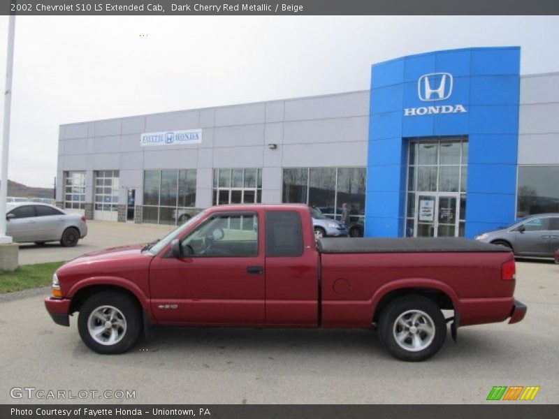 Dark Cherry Red Metallic / Beige 2002 Chevrolet S10 LS Extended Cab