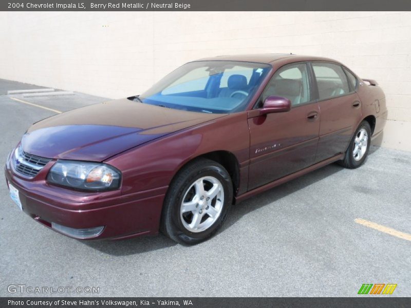 Front 3/4 View of 2004 Impala LS