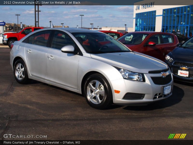 Silver Ice Metallic / Jet Black 2012 Chevrolet Cruze LT