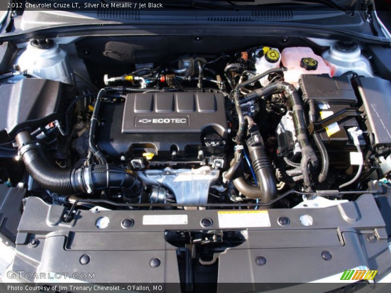 Silver Ice Metallic / Jet Black 2012 Chevrolet Cruze LT
