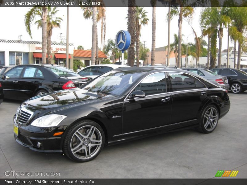 Front 3/4 View of 2009 S 63 AMG Sedan