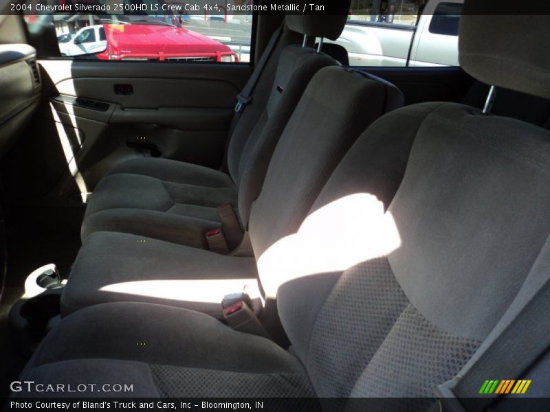 Sandstone Metallic / Tan 2004 Chevrolet Silverado 2500HD LS Crew Cab 4x4
