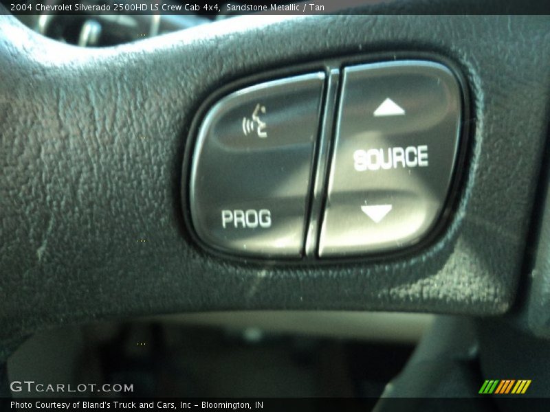 Sandstone Metallic / Tan 2004 Chevrolet Silverado 2500HD LS Crew Cab 4x4