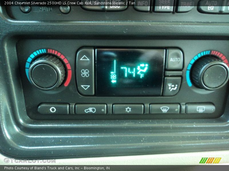 Sandstone Metallic / Tan 2004 Chevrolet Silverado 2500HD LS Crew Cab 4x4